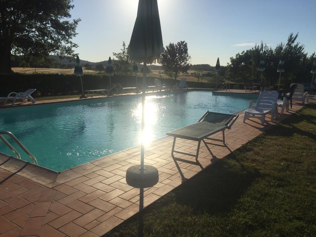 Borgo Il Villino Guest House Casole d'Elsa Luaran gambar