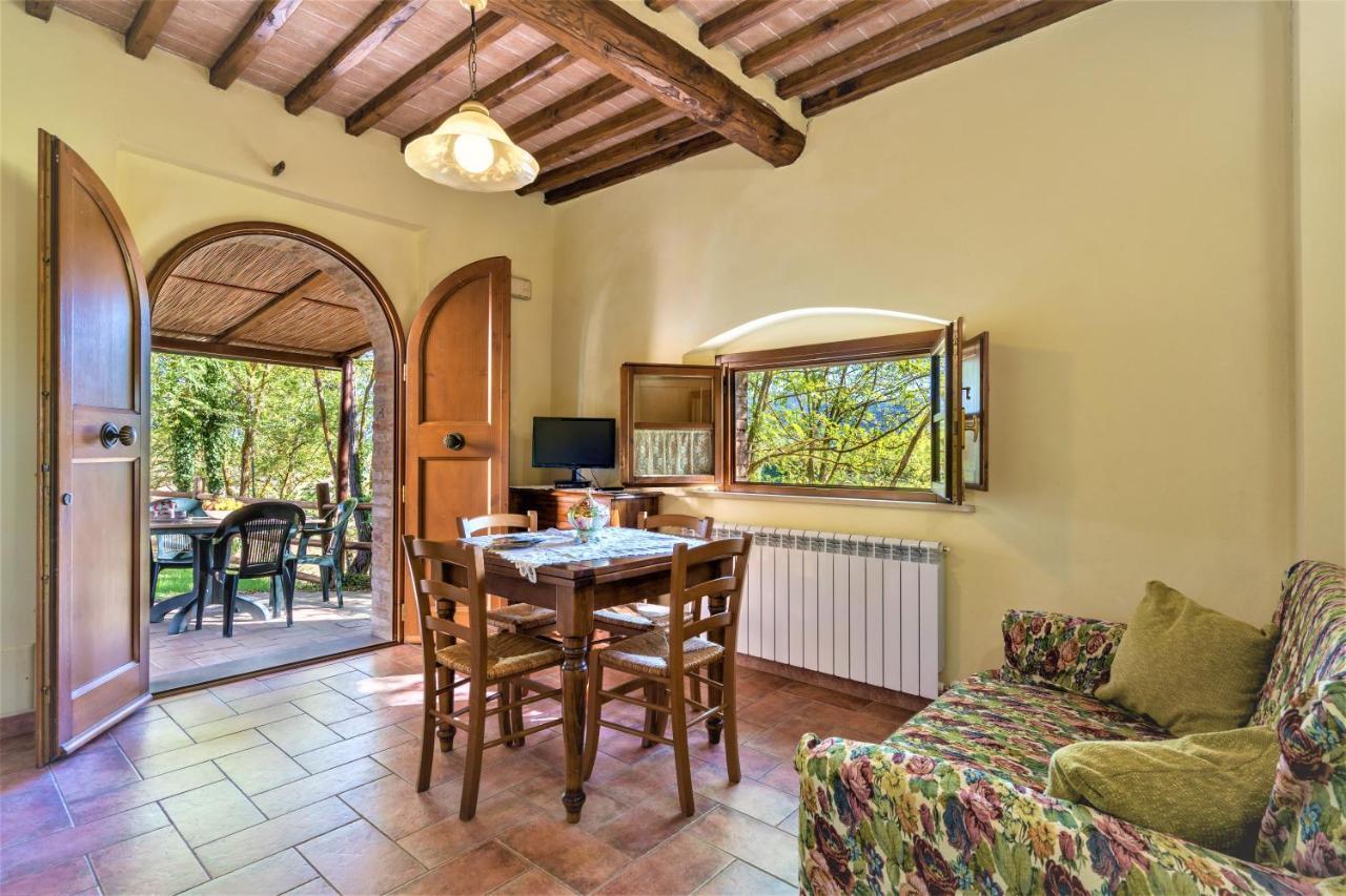 Borgo Il Villino Guest House Casole d'Elsa Luaran gambar