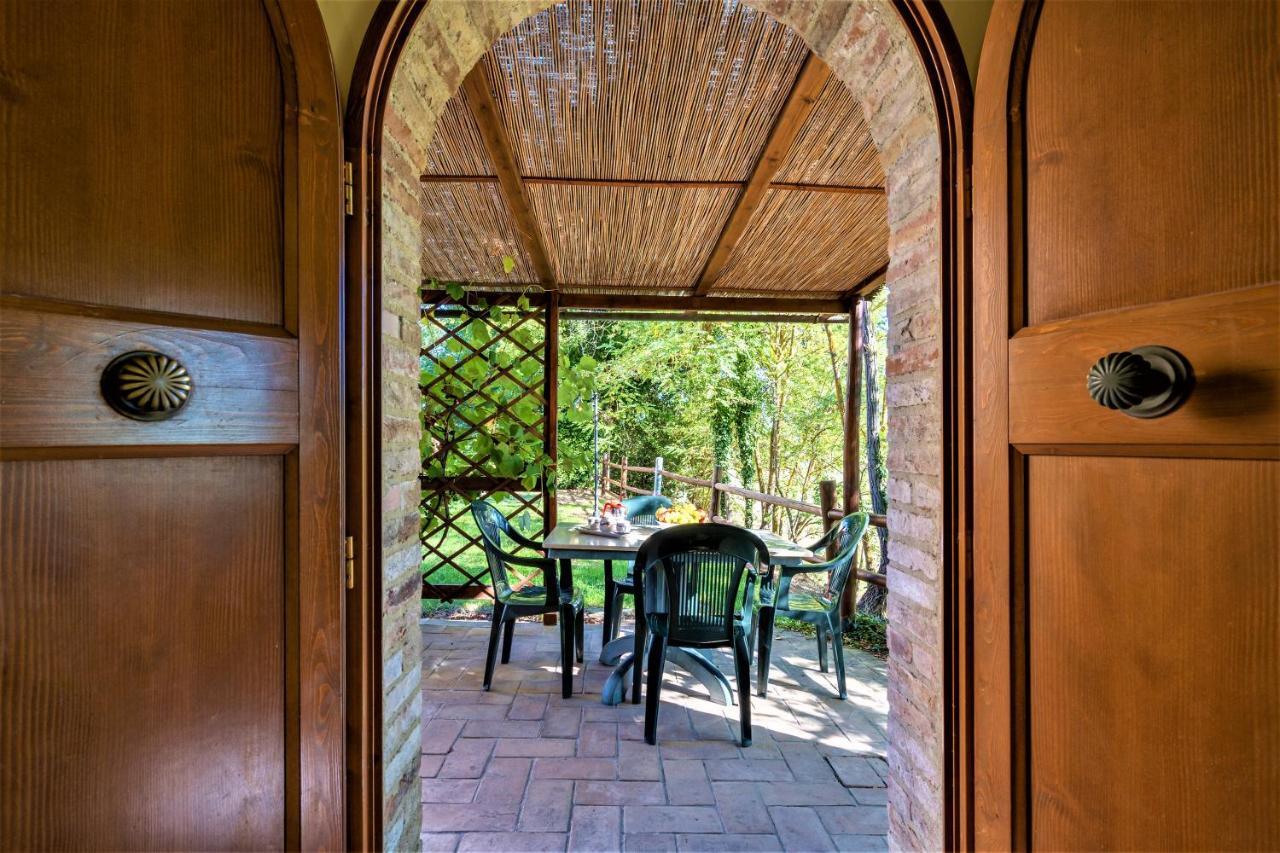 Borgo Il Villino Guest House Casole d'Elsa Luaran gambar