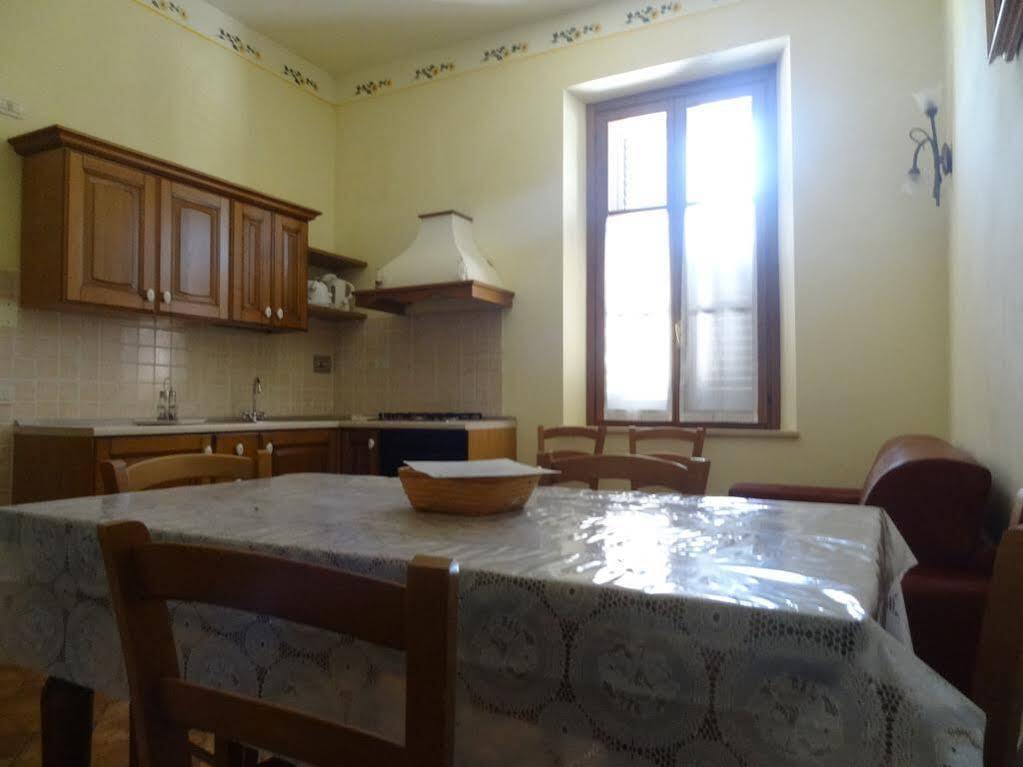 Borgo Il Villino Guest House Casole d'Elsa Luaran gambar